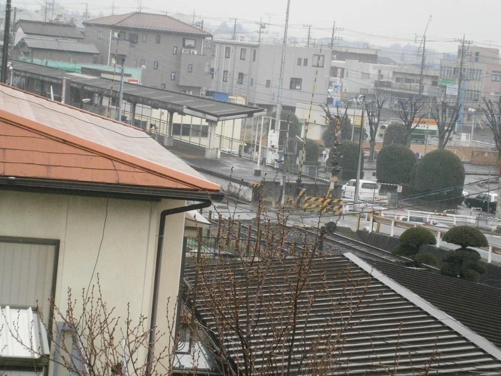 View photos from the dwelling unit. Visible Togashira Station