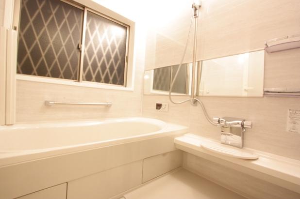 Same specifications photo (bathroom). Same specifications