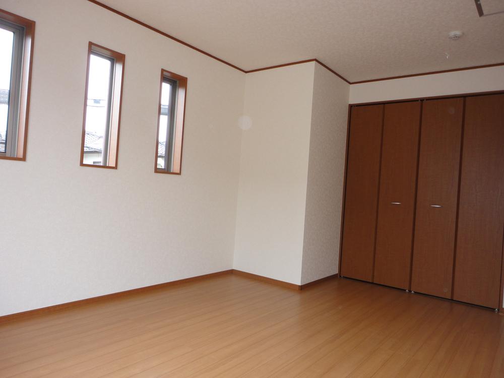 Non-living room. Indoor (10 May 2013) Shooting