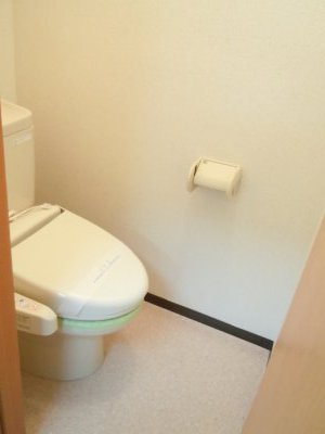 Toilet. Washlet equipped! ! 