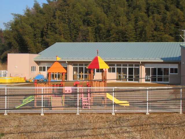 kindergarten ・ Nursery. Shirahane nursery school (kindergarten ・ 736m to the nursery)