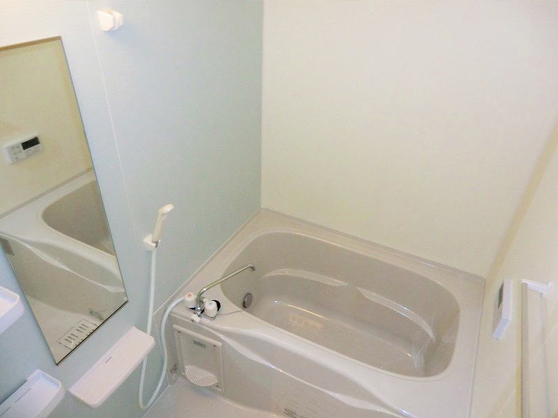Bath. Bathroom Dryer ・ Reheating function with
