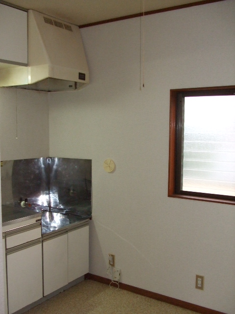 Kitchen. With window ☆ 