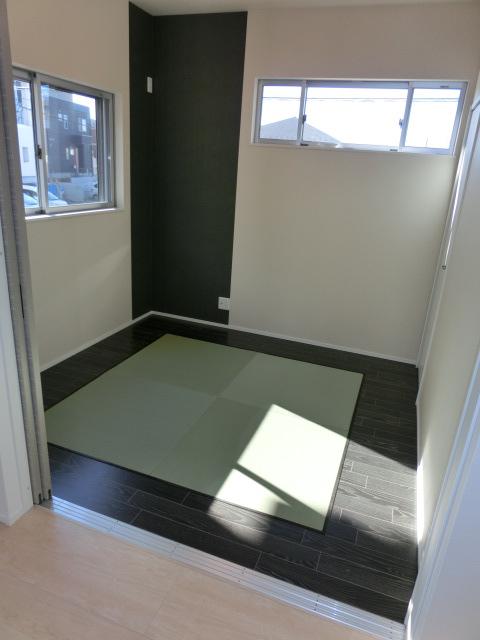 Other introspection. First floor Japanese-style space