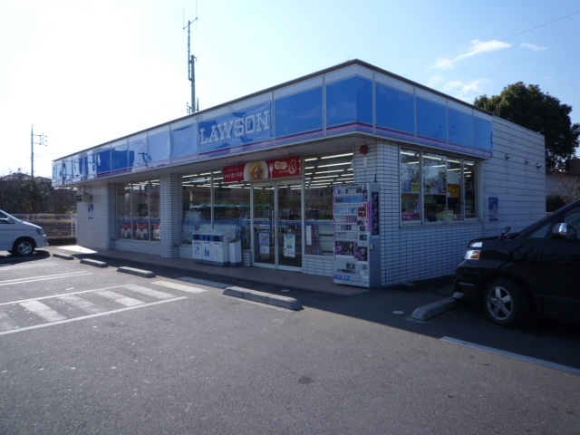 Convenience store. 863m until Lawson Ryugasaki Shironouchi store (convenience store)