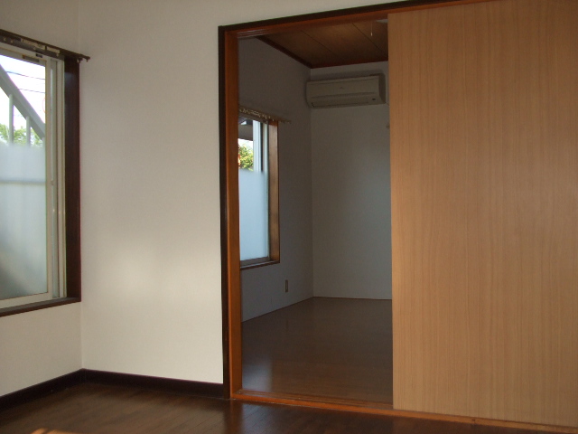 Living and room. 1 Kaikaku room All rooms are Western-style ☆  It is lighted rooms