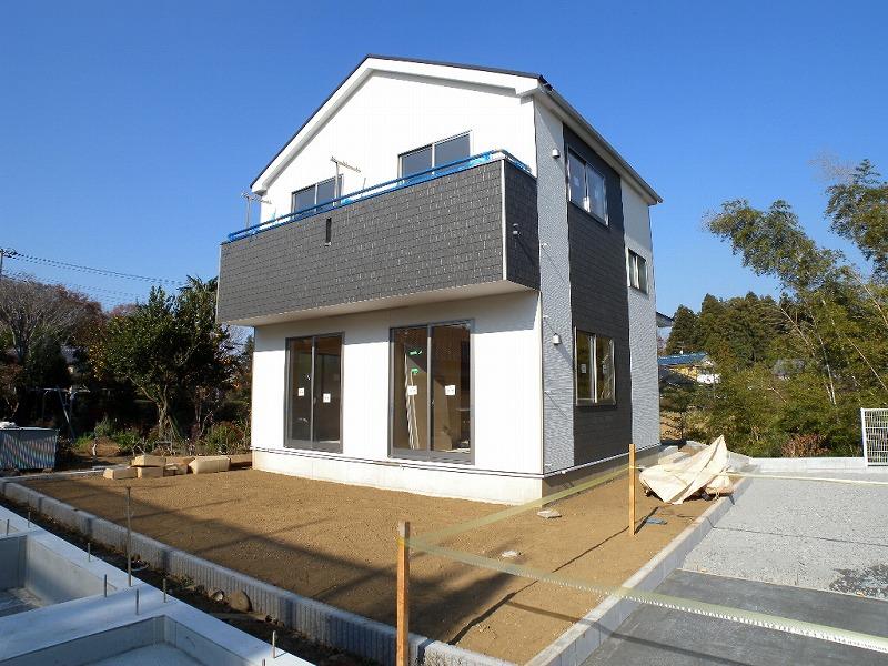 Local appearance photo. Local (12 May 2013) shooting 5 Building