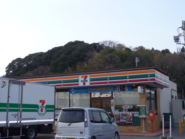 Convenience store. 1513m until the Seven-Eleven Ryugasaki solder-cho store (convenience store)