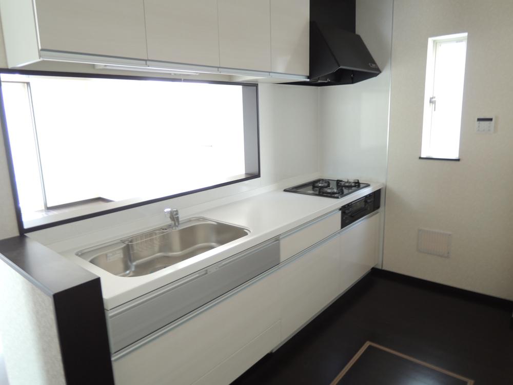 Same specifications photo (kitchen)