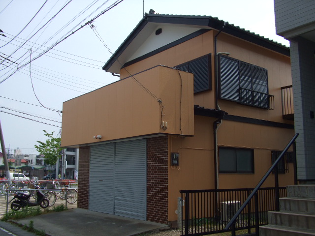 Building appearance. Sanuki Station Rotary before Parking one free!  There bicycle parking space