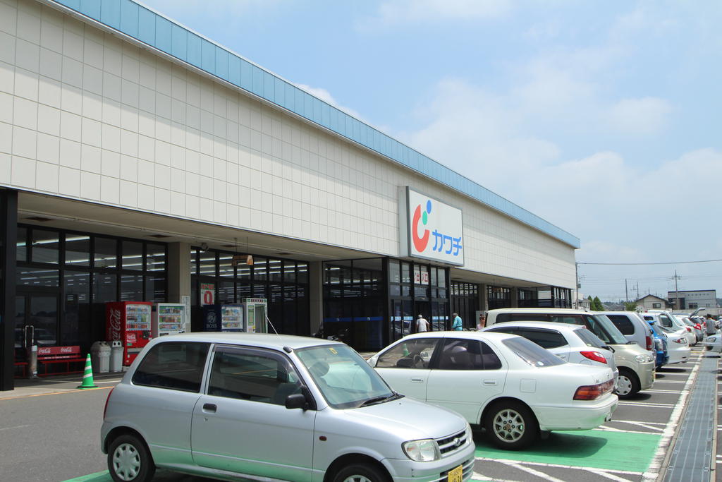 Dorakkusutoa. Kawachii chemicals Ryugasaki shop 852m until (drugstore)