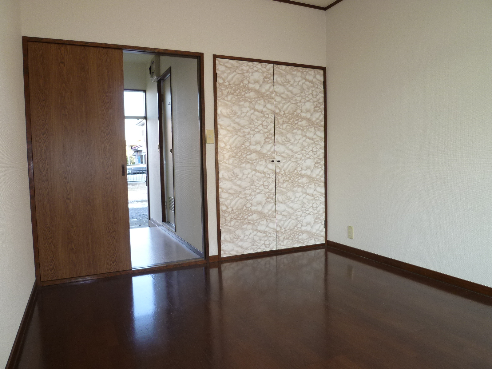 Living and room