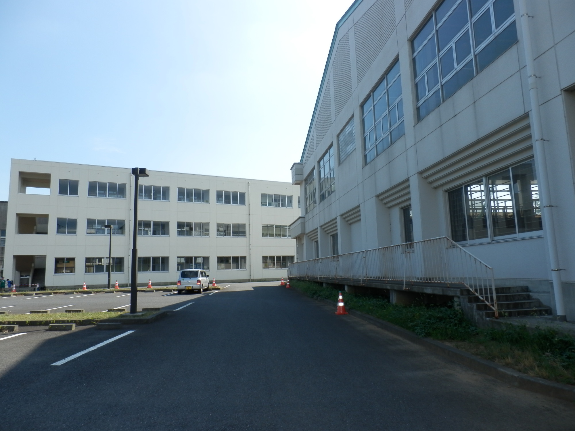 Primary school. Yahara up to elementary school (elementary school) 3227m