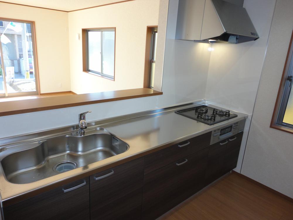 Kitchen. Indoor (10 May 2013) Shooting