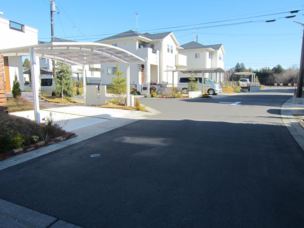 Local photos, including front road