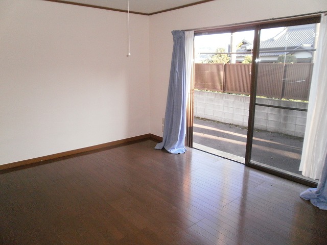 Living and room