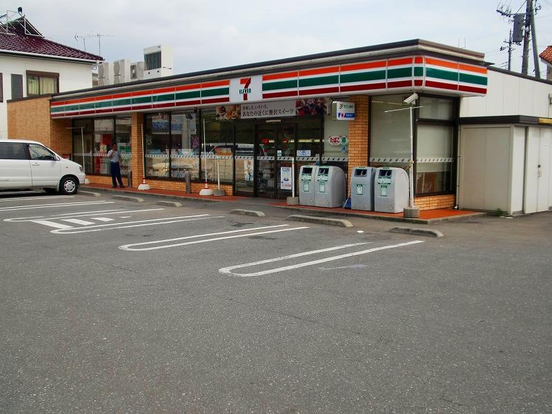 Convenience store. Seven-Eleven 457m to handle West 1-chome