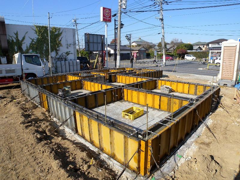 Local appearance photo. Local (12 May 2013) Shooting