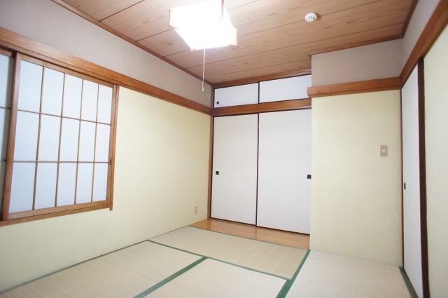 Living and room. 2F Japanese-style room