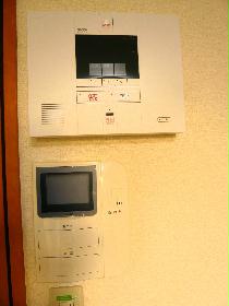 Other. Monitor with intercom and security of the peace of mind ☆ 