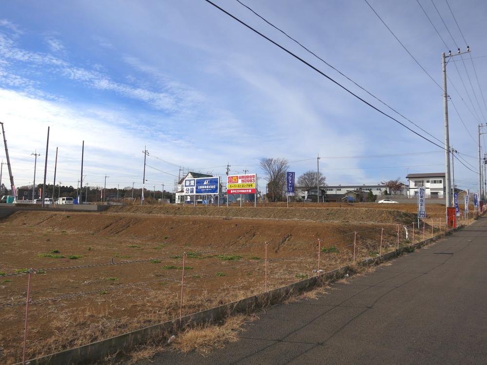 Local photos, including front road