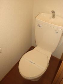 Toilet. bus ・ Toilet is separate ☆ 
