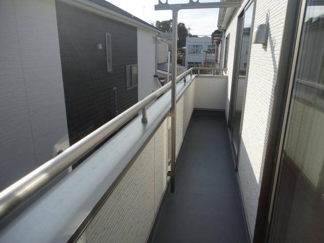 Balcony.  ◆ Also it is easy to dry your laundry in a wide balcony. 