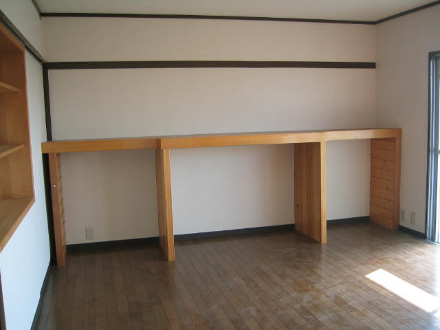 Living and room