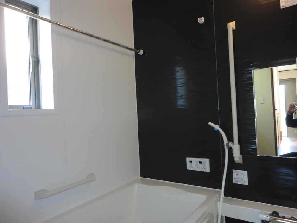 Bathroom. Indoor (11 May 2013) Shooting