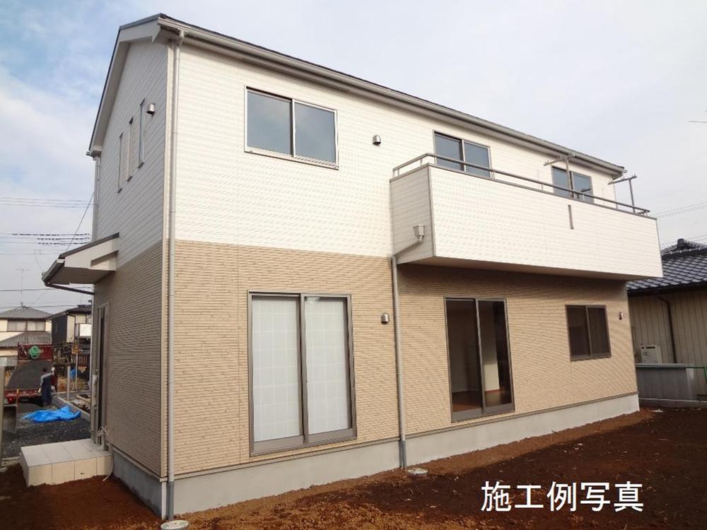 Same specifications photos (appearance). Building construction cases photos (3 Building)