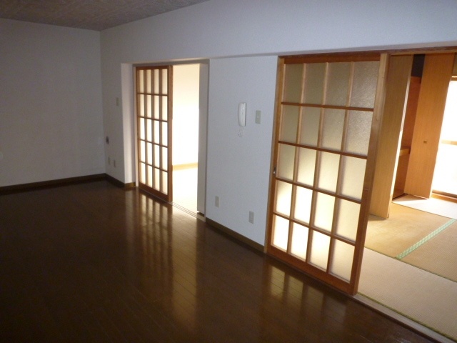 Living and room