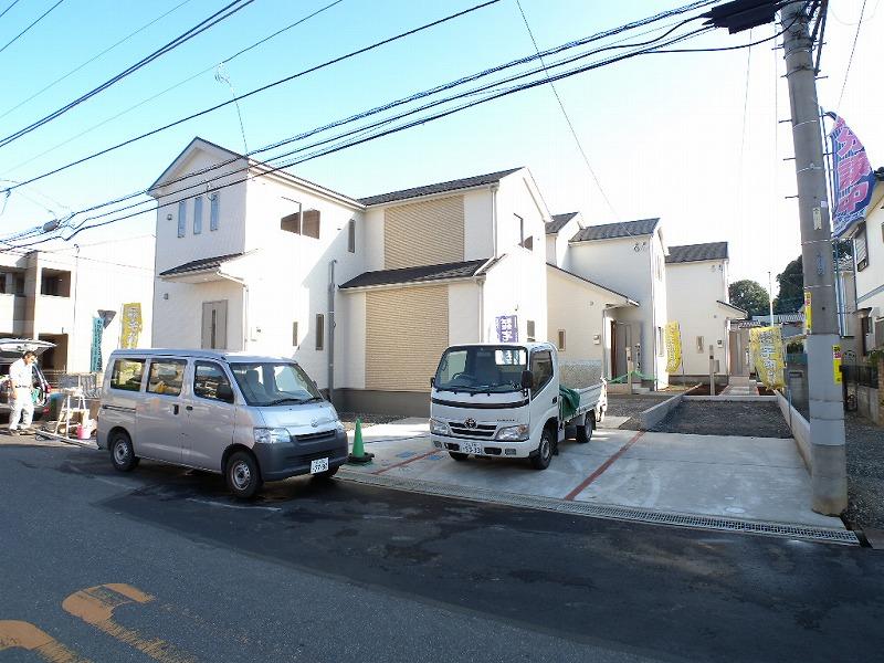 Local appearance photo. Local (10 May 2013) Shooting