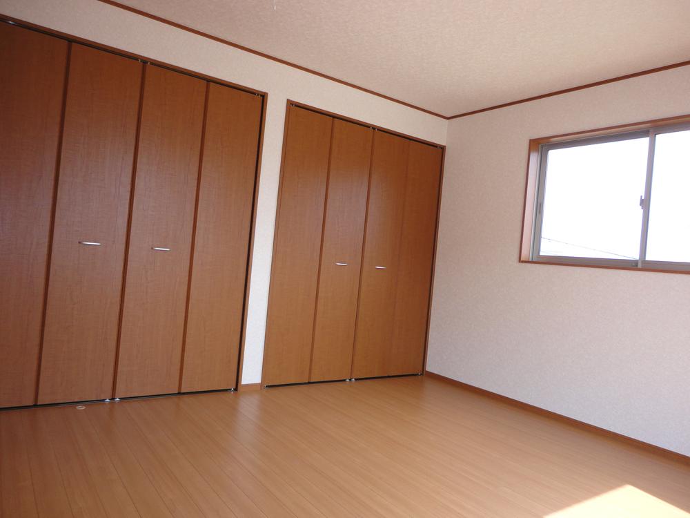 Same specifications photos (Other introspection). (Building 2) same specification