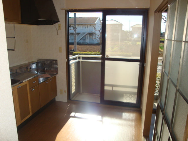 Other room space. dining kitchen