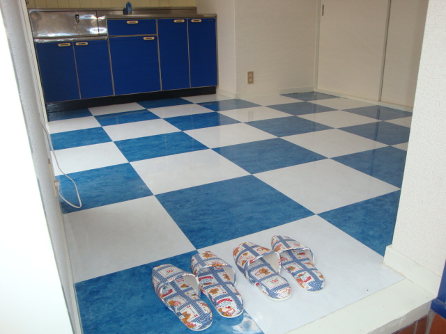 Other room space. Large kitchen space.
