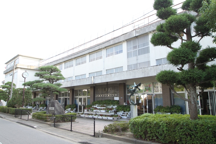 Primary school. 1327m until Tsuchiura Municipal Tsuchiura elementary school (elementary school)