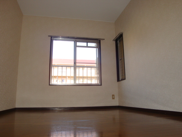 Other room space. North Western-style 6 Pledge