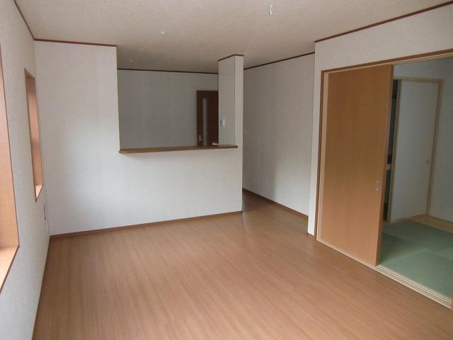 Living. Same specifications living