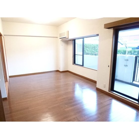 Living and room
