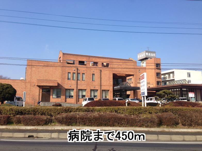 Hospital. Kennan 450m to the hospital (hospital)