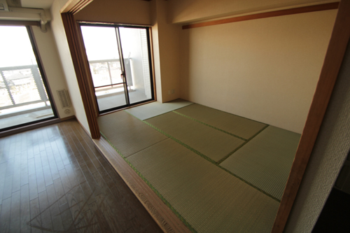 Other room space. Japanese-style room 6 quires