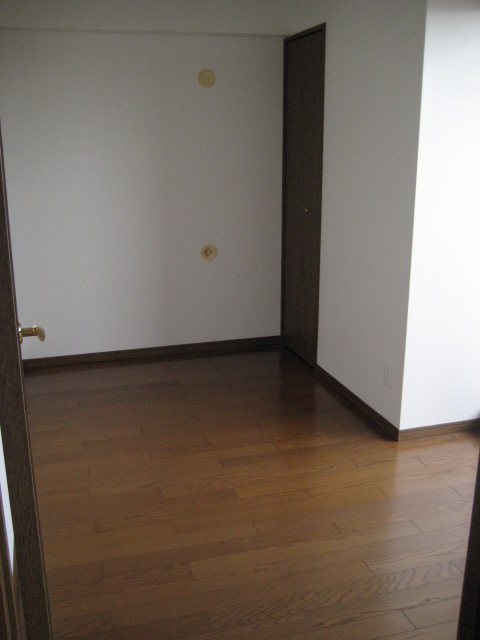 Balcony. Western-style 4.8