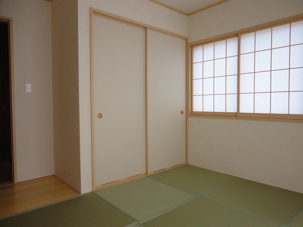 Same specifications photos (Other introspection). (Building 2) same specification