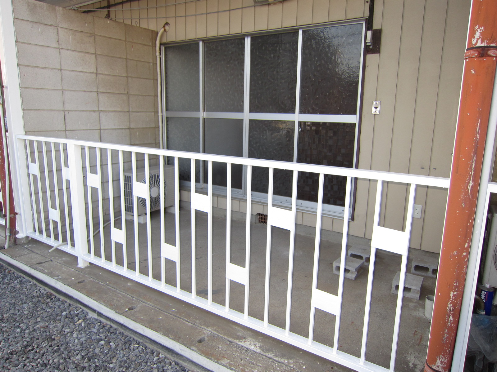 Balcony. Wide veranda that luggage is put Tatami 4 sheets