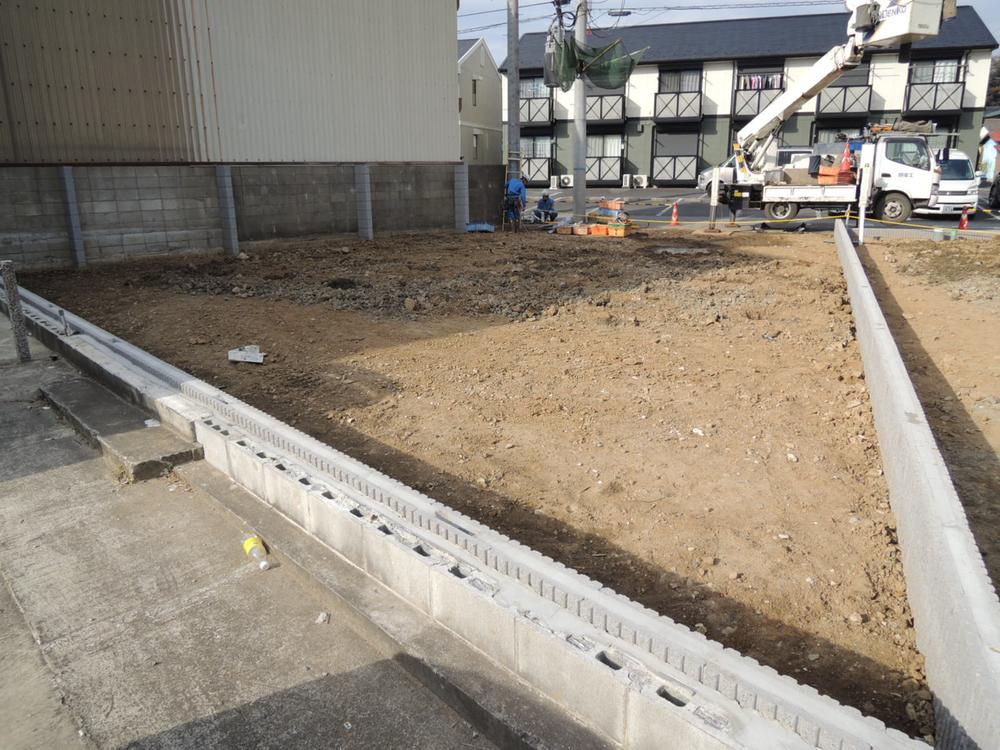 Local appearance photo. Local (11 May 2013) Shooting