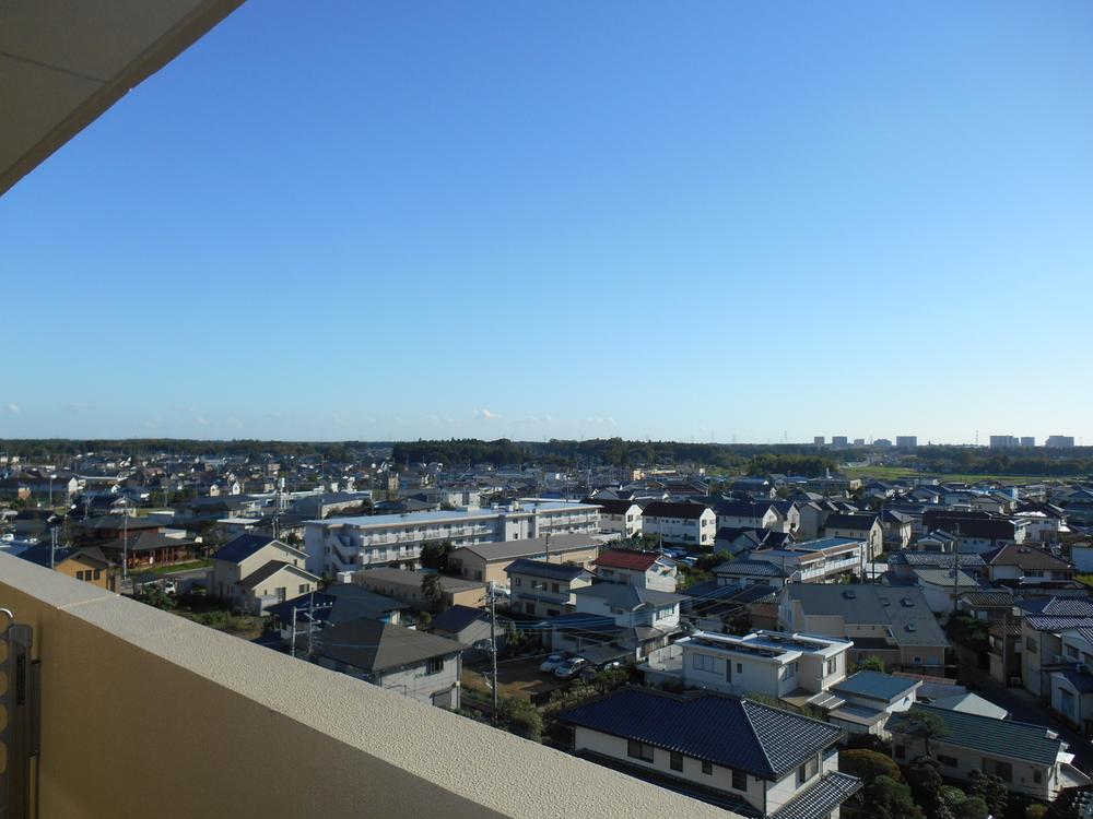 View photos from the dwelling unit