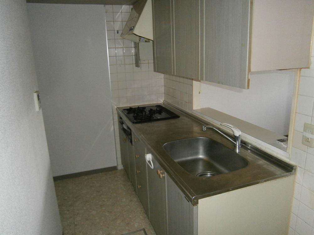 Kitchen. Indoor (April 2013) Shooting