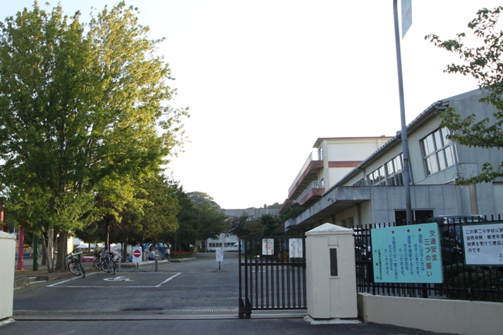 Primary school. 423m until Tsuchiura City Museum of Tsuchiura second elementary school (elementary school)