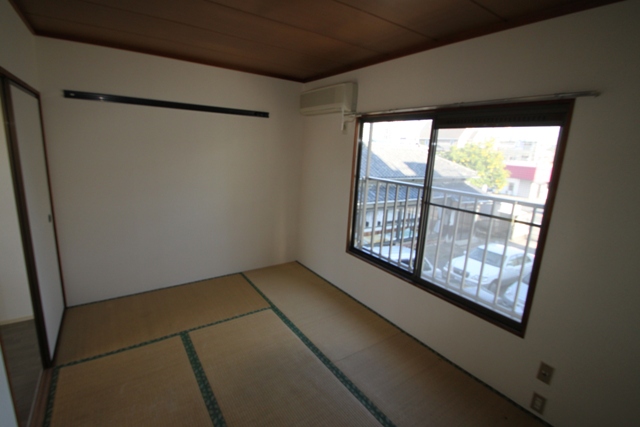 Living and room. Japanese-style room 6 Pledge (2)