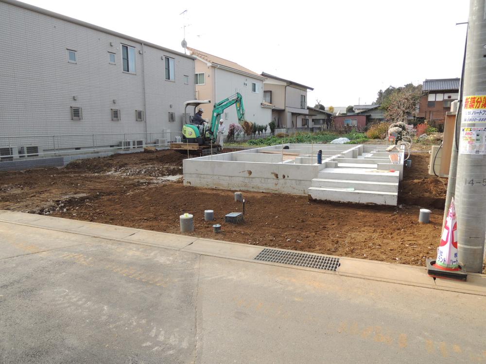 Local appearance photo. Local (11 May 2013) Shooting